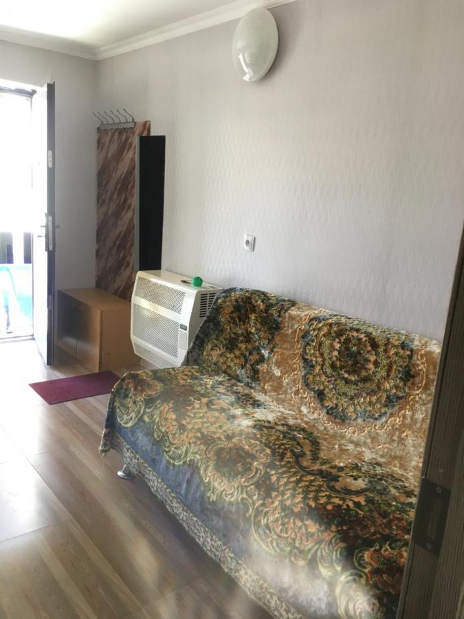 Lux-2-Or-1- Persons Irodion Evdoshvili Street #15 Kutaisi Eksteriør bilde
